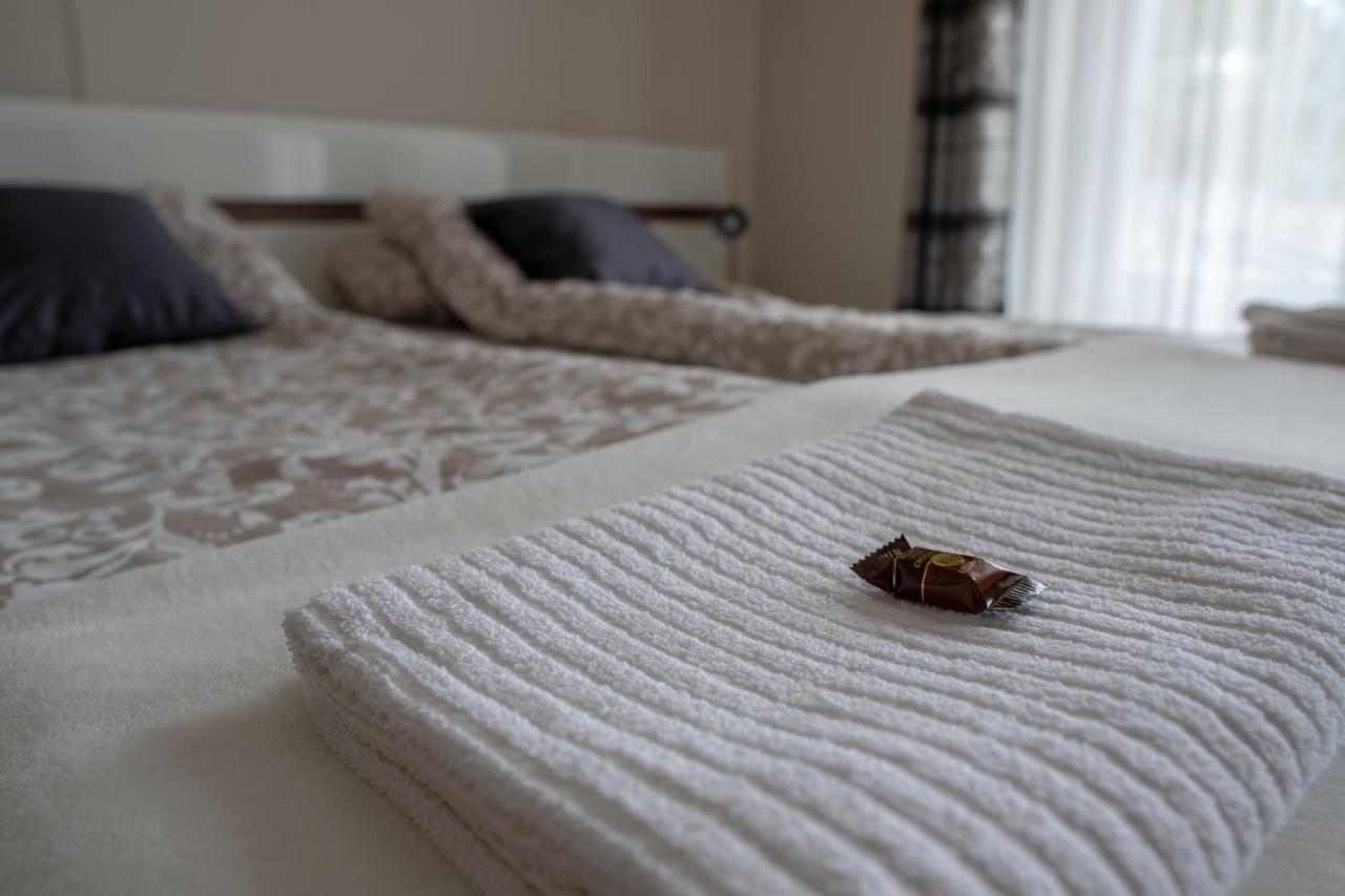 Bed and Breakfast F57 - Franko Csaladi Panzio Balatonlelle Exteriér fotografie